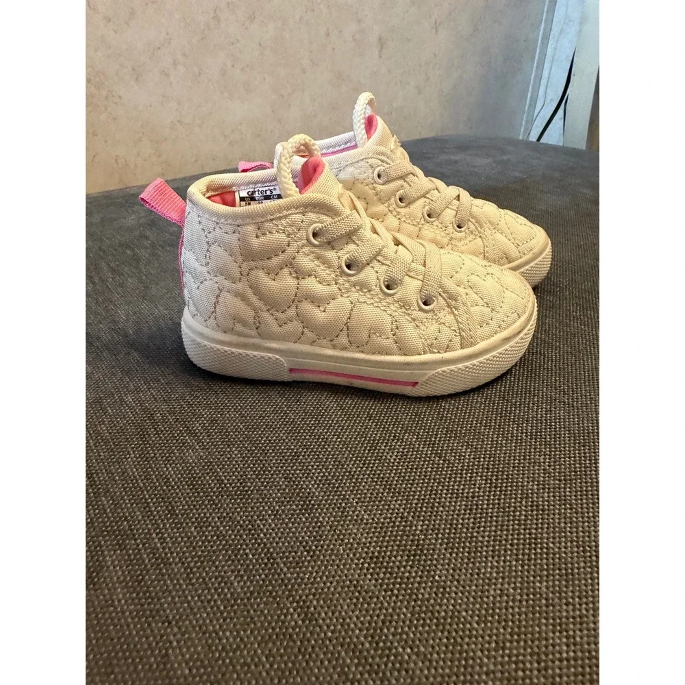 Carters‎ Baby Girls Quilted Heart High Top Sneakers White Pink Size 5M CF22D12B